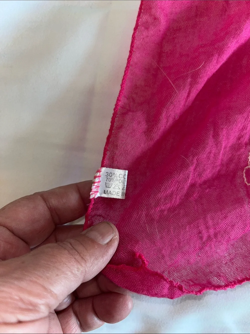 Embroidered Pink and White Oblong Scarf‎